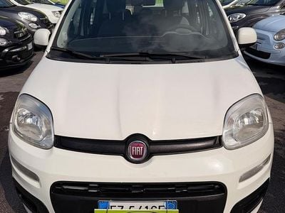 Usata Fiat Panda Lounge 69 CV (50 kW) 2015 Bianco Utilitaria