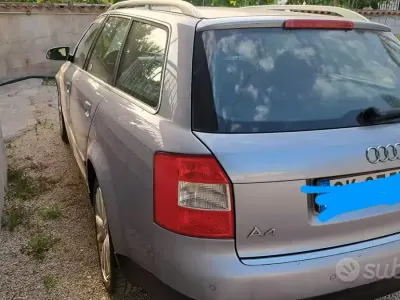 Usata Audi A4 130 CV (95 kW) 2003 Grigio Station wagon