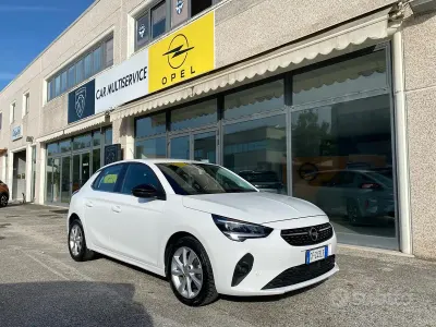 Usata Opel Corsa Edition 101 CV (74 kW) 2022 Bianco Utilitaria