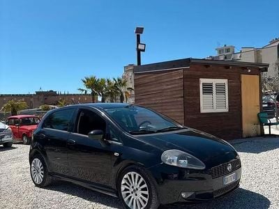 Usata Fiat Grande Punto Dynamic 90 CV (66 kW) 2009 Nero Utilitaria