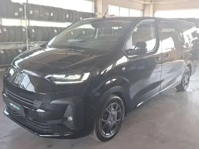 Nuova Fiat E-Ulysse 131 kW (179 CV) 2025 Nero Monovolume