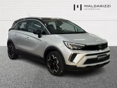 Usata Opel Crossland X Ultimate 110 CV (80 kW) 2023 Grigio cristallo metallizzato SUV