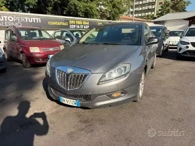 Usata Lancia Delta 120 CV (88 kW) 2009 Grigio Utilitaria
