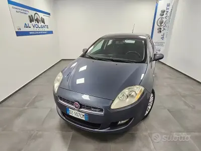 Usata Fiat Bravo Active 90 CV (66 kW) 2009 Gray Utilitaria