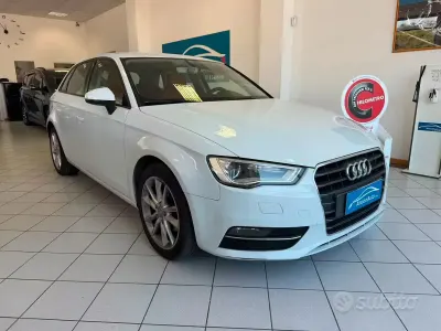 Usata Audi A3 110 CV (80 kW) 2015 Bianco Berlina