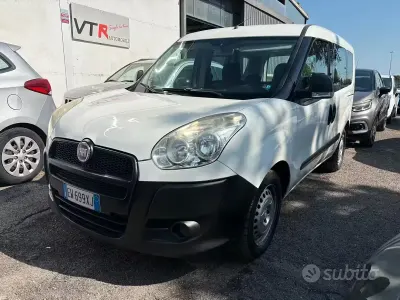 Usata Fiat Doblò Active 120 CV (88 kW) 2014 Bianco Monovolume