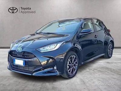 Usata Toyota Yaris Hybrid Trend 116 CV (85 kW) 2022 Nero Berlina