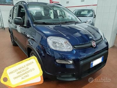 Usata Fiat Panda City Life 70 CV (51 kW) 2021 Bluazzurro Utilitaria