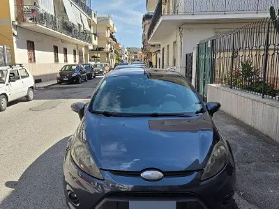 Usata Ford Fiesta Titanium 97 CV (71 kW) 2009 Berlina