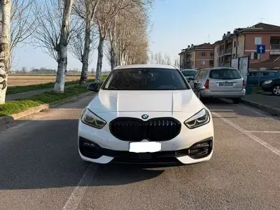 Usata BMW 120 190 CV (139 kW) 2020 Bianco Utilitaria