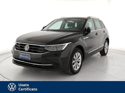 Nero pastello Usata 2023 VW Tiguan Life SUV | 29.100 € (Super prezzo)