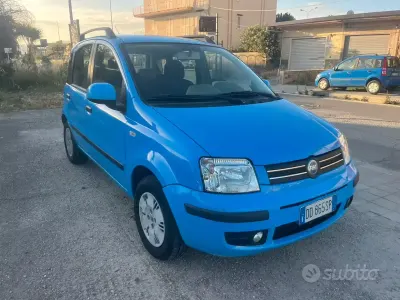 Usata Fiat Panda 69 CV (50 kW) 2006 Blu Utilitaria
