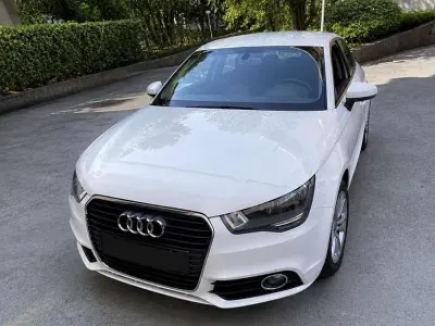 Usata Audi A1 Sportback Ambition 86 CV (63 kW) 2014 Utilitaria