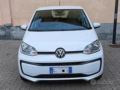 Usata VW up! Sport 65 CV (47 kW) 2022 Bianco Utilitaria