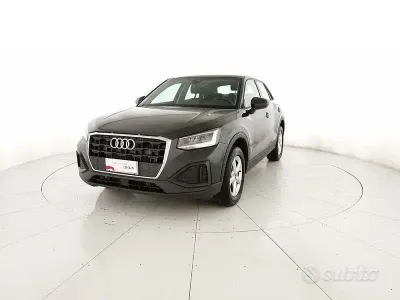 Usata Audi Q2 Business 116 CV (85 kW) 2023 Grigio SUV