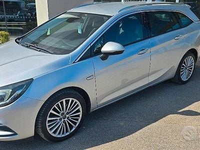 Usata Opel Astra 136 CV (100 kW) 2017 Grigio Station wagon