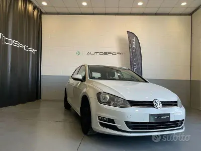 Usata VW Golf VII Comfortline 103 CV (75 kW) 2014 Bianco Berlina