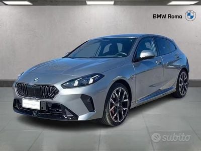 Begagnad BMW 118 M Sport 150 HK (110 kW) 2025 Grå Halvkombi