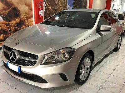 Usata Mercedes A200 136 CV (100 kW) 2016 Grigio Berlina