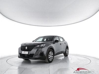 Usata Peugeot 2008 Active 101 CV (74 kW) 2023 Grigio SUV