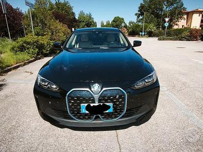 Usata BMW i4 Comfort Edition 250 kW (340 CV) 2022 Nero Berlina