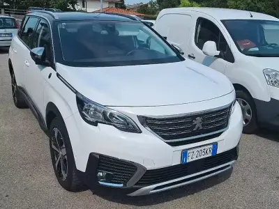 Usata Peugeot 5008 2020 Bianco SUV