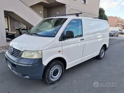 Usata VW Transporter 105 CV (77 kW) 2004 Bianco Furgone