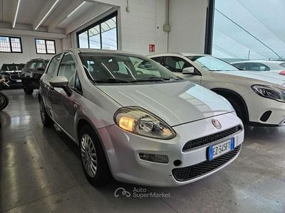 Argento Usata 2015 Fiat Punto Lounge Utilitaria | 3500 € (Ottimo prezzo)