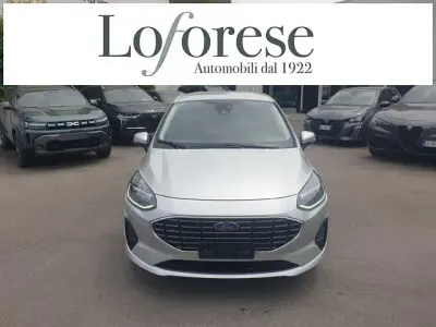 Usata Ford Fiesta Titanium 75 CV (55 kW) 2022 Argento metallizzato Utilitaria