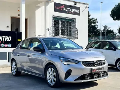 Usata Opel Corsa Elegance 75 CV (55 kW) 2020 Argento Utilitaria