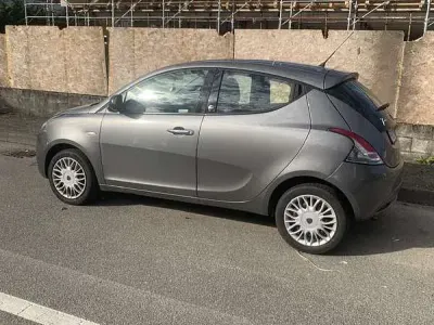 Usata Lancia Ypsilon
