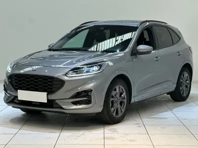 Usata Ford Kuga ST-Line 150 CV (110 kW) 2023 Grigio SUV