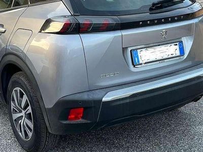 Używany Peugeot 2008 Active 102 KM (75 kW) 2020 Szary SUV