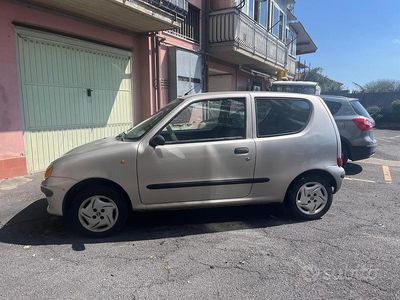 Usata Fiat 600 2000 Grigio
