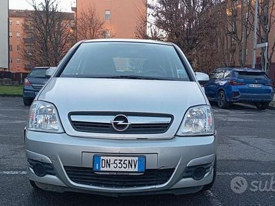 Usata Opel Meriva 2008 Grigio Monovolume