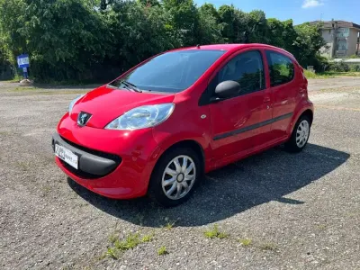 Gebraucht Peugeot 107 68 PS (50 kW) 2006 Rot Kleinwagen