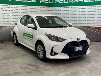 usata Toyota Yaris Hybrid 