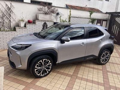 Usata Toyota Yaris Cross Lounge 92 CV (67 kW) 2022 Grigio SUV