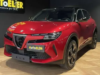 Nuova Alfa Romeo GT Junior Edizione Speciale 145 CV (106 kW) 2026 Bicolore SUV