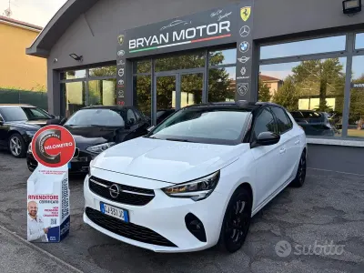 Usata Opel Corsa Design & Tech 75 CV (55 kW) 2022 Bianco Utilitaria