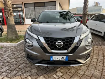 Używany Nissan Juke Tekna 114 KM (83 kW) 2021 Szary SUV