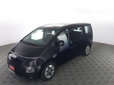 Usata Hyundai Staria 177 CV (130 kW) 2023 Abyss black Monovolume