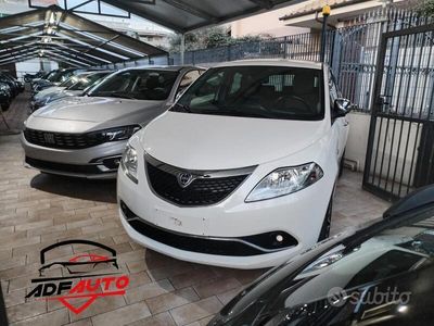 usata Lancia Ypsilon 1.2 69 CV 5 porte S&S Gold