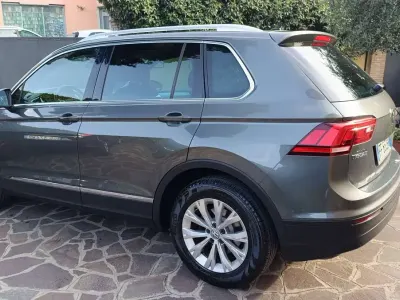 Usata VW Tiguan Style 116 CV (85 kW) 2016 Grigio SUV