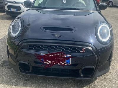 Begagnad Mini Cooper S 170 HK (125 kW) 2023 Halvkombi