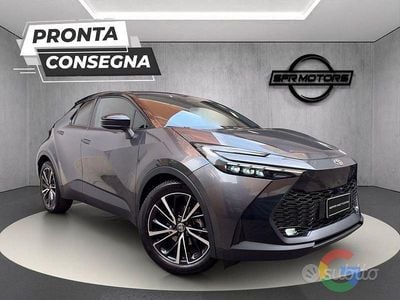 Usata Toyota C-HR Trend 140 CV (102 kW) 2023 Grigio SUV