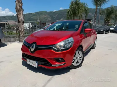 Usata Renault Clio IV 90 CV (66 kW) 2017 Rosso Berlina