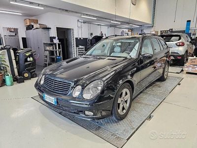 Mercedes E270