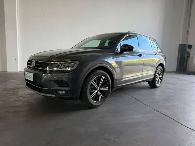 Usata VW Tiguan Executive 150 CV (110 kW) 2017 Grigio scuro metallizzato SUV