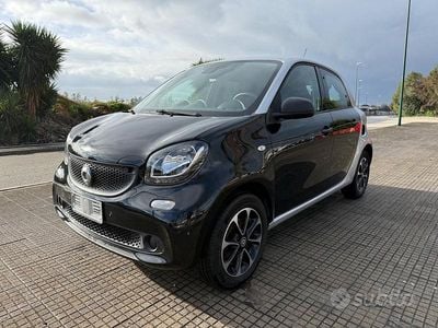 Usata Smart ForFour Passion 71 CV (52 kW) 2017 Nero Utilitaria